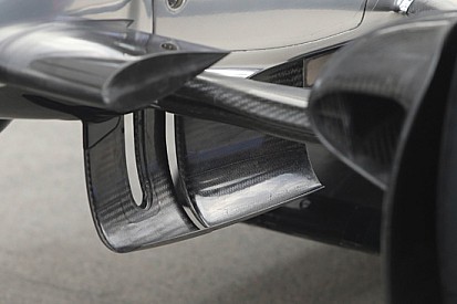 McLaren: nuovi turning vanes sotto a muso e scocca