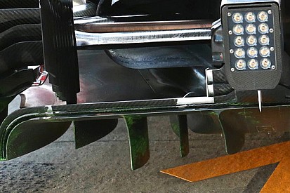 Ferrari: diverse derive nel diffusore posteriore