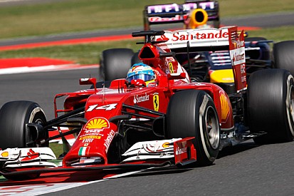 Alonso e Vettel oltre le regole per lo spettacolo
