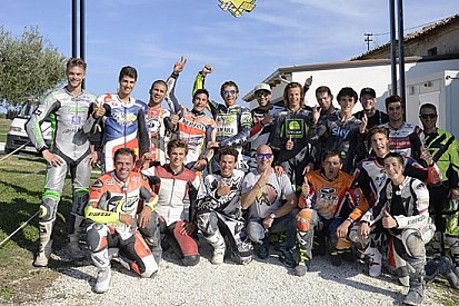 Marquez si diverte con Valentino al Ranch!