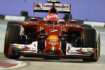 Singapore, Q1: Raikkonen sorprende tutti!