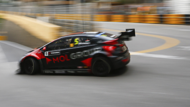 Macao, Test: Michelisz si sveglia col piede giusto