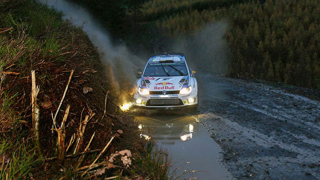 Galles, PS16: Mikkelsen innesta la quinta