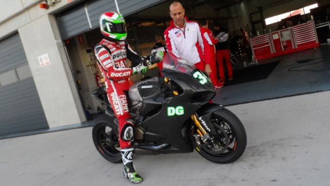 Aragon, Day 2: Giugliano si conferma, Rea cade