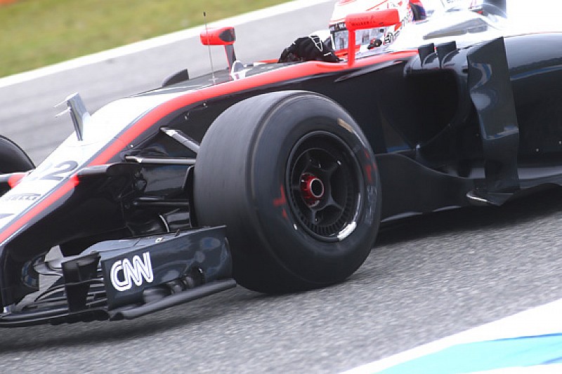 Anche la McLaren con i mozzi forati sulla MP4-30