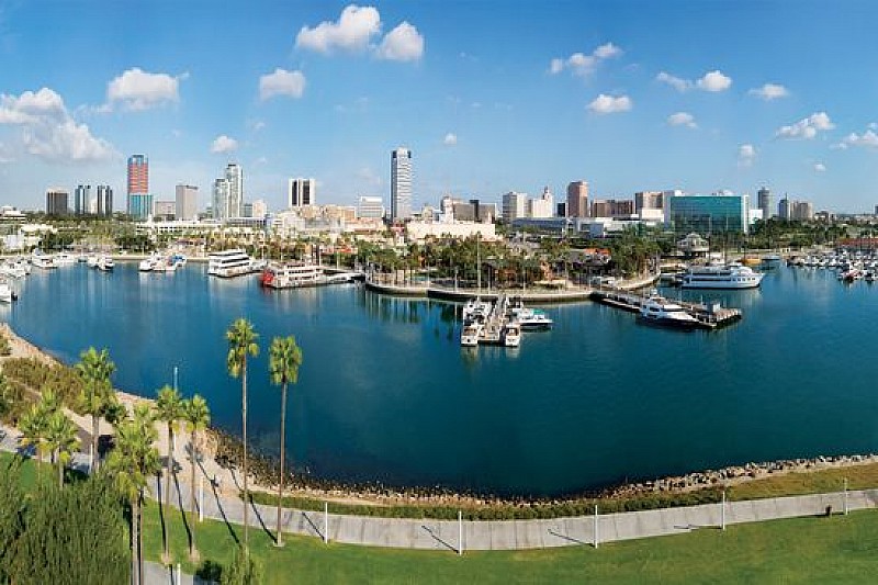 Tre sessioni (non due) di prove libere a Long Beach