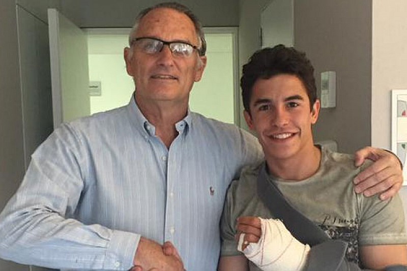 L'infortunio non ha tolto il sorriso a Marc Marquez