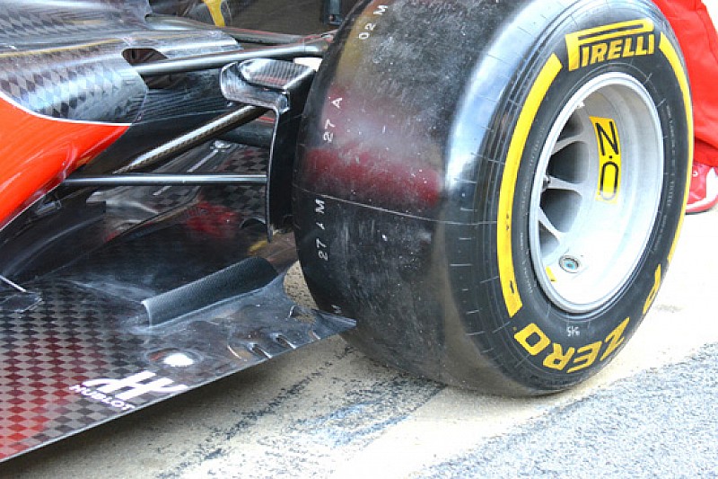 Ferrari: brake duct col soffiaggio e tre slot sul fondo