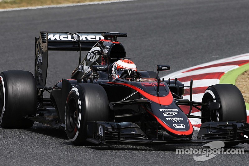 Jenson Button admet avoir exagéré sous le coup de l'émotion à Barcelone