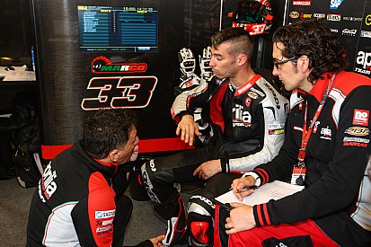 Marco Melandri garde son guidon pour Barcelone