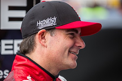 Milha de Phoenix terá nome de Jeff Gordon por um dia