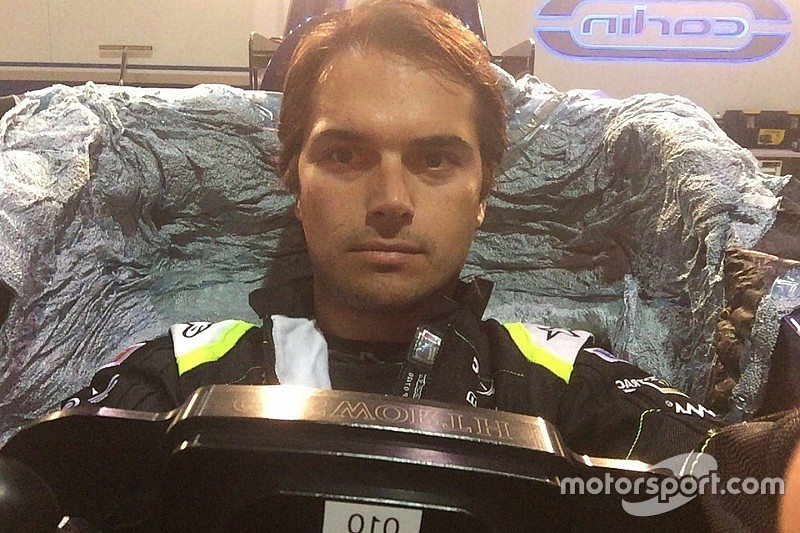Nelsinho Piquet consegue volta mais rápida em treino da Indy Lights