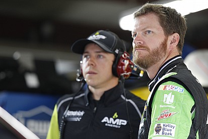 Earnhardt se dirige a su casa, Alemania