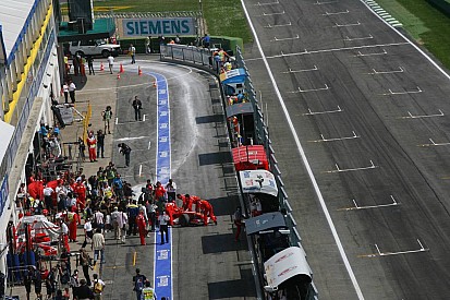 Ecclestone confirme les bons contacts avec Imola