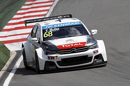 Muller vence a López por la pole en Eslovaquia