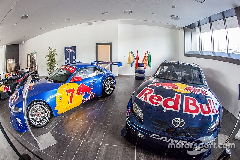 В Red Bull разрабатывают собственный суперкар?