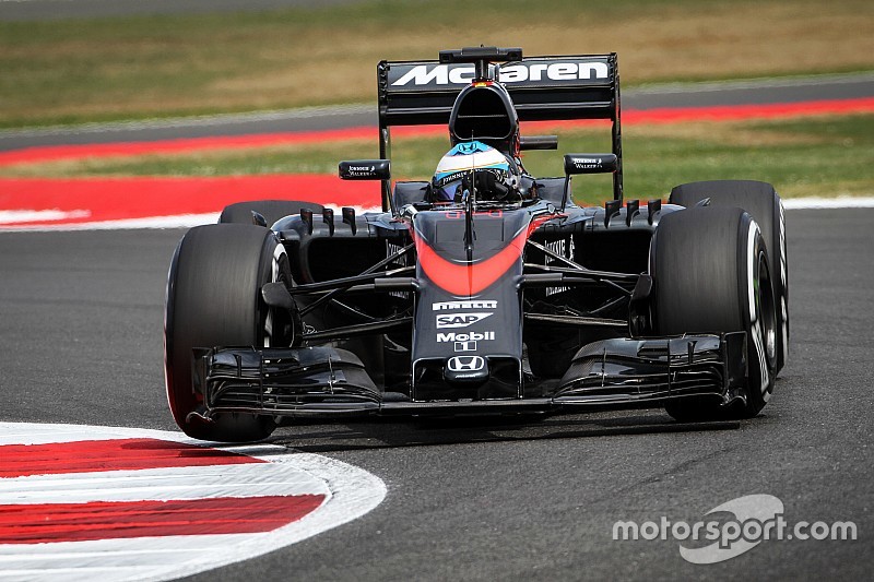 Alonso et McLaren échappent à une sanction sur la grille