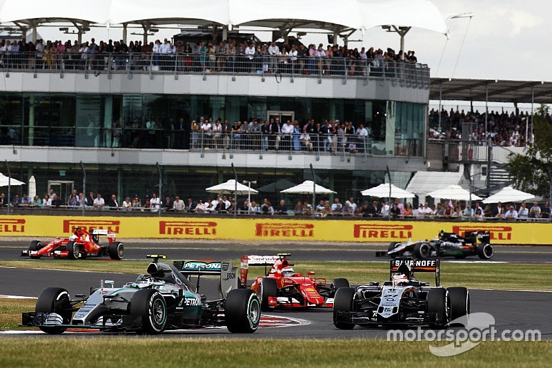 La negatividad en F1 pudo haber impulsado al deporte, dice un jefe