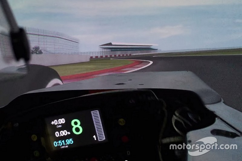 Vidéo - Avec Fernando Alonso dans le simulateur McLaren!