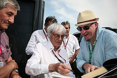 Chefão da F1 sugere que “rasgar livro de regras” seja a solução