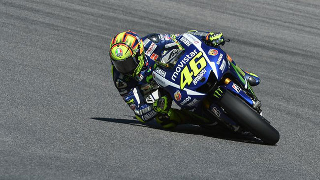 Assen, Libere 1: Valentino in palla con il telaio nuovo