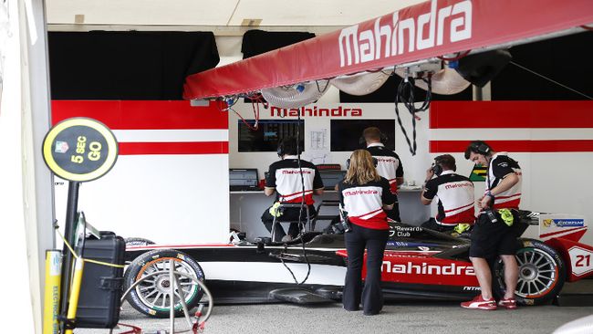 Ha già girato a Dunsfold l'e-motor della Mahindra