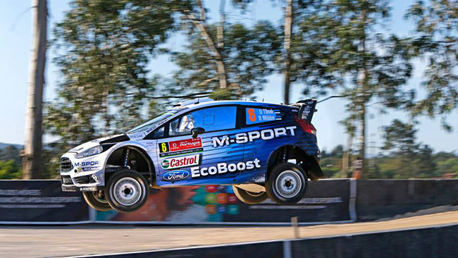 La crescita Ford accompagnata dagli oli Castrol
