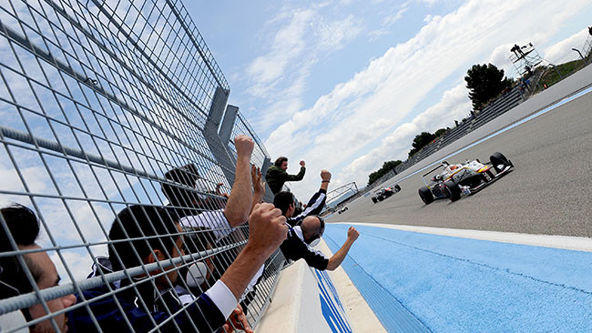 Tereschenko converte la pole in vittoria in Francia