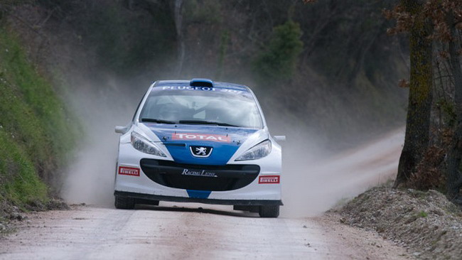 Paolo Andreucci stravince il Rally di San Marino