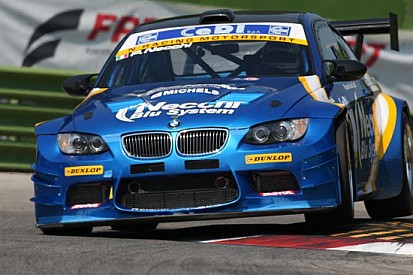 Necchi e la Bmw davanti a tutti a Imola