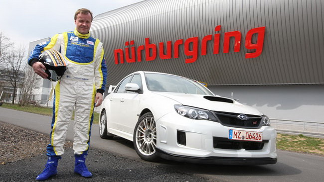Tommi Makinen al Nordschleife sulla Subaru