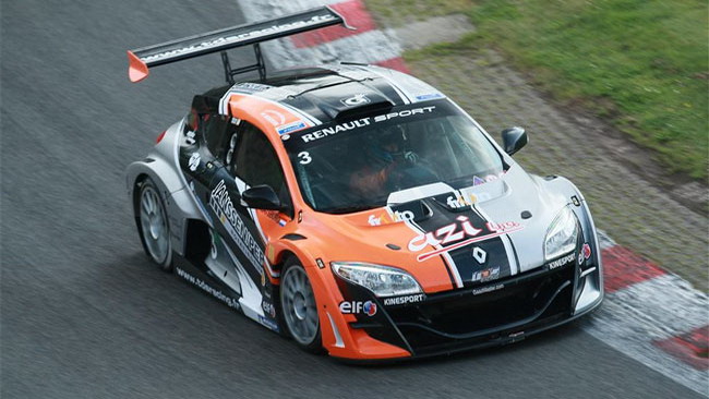 EuroMégane: Nicky Catsburg scopre Brno e subito pole
