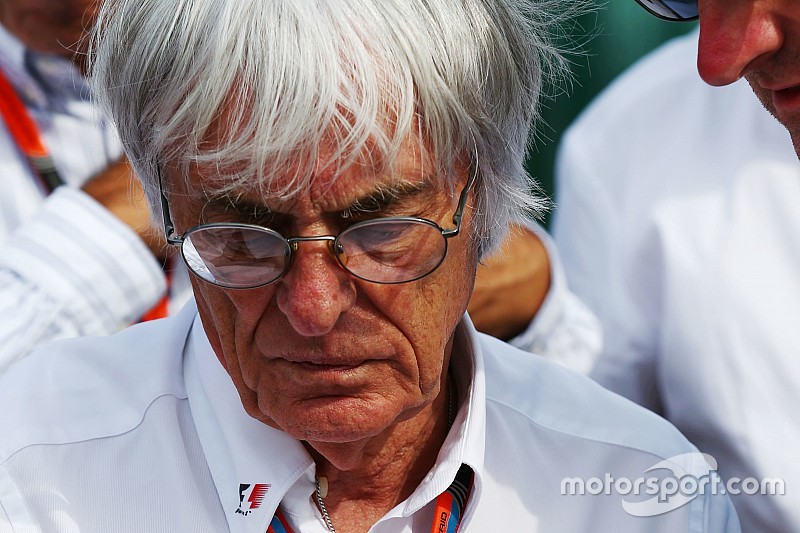 Ecclestone e Ferrari negam boicote da TV contra equipe italiana