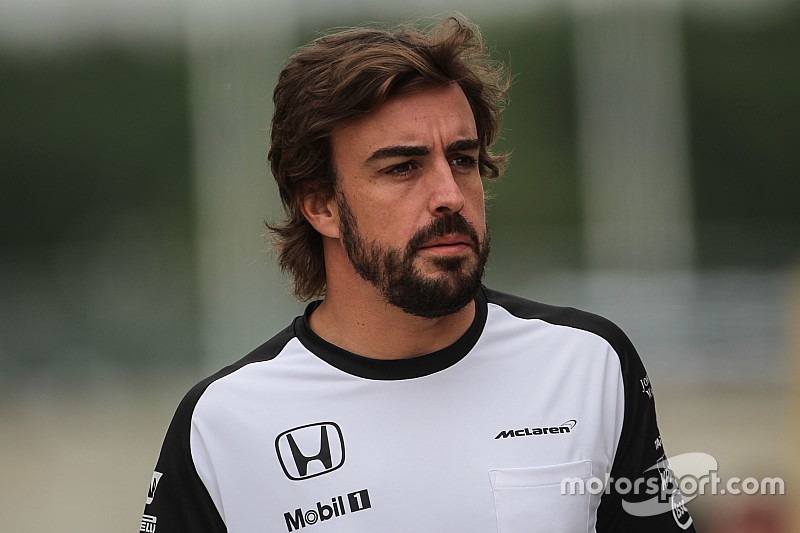 Alonso aussi frustré que Ron Dennis par l'interdiction des essais