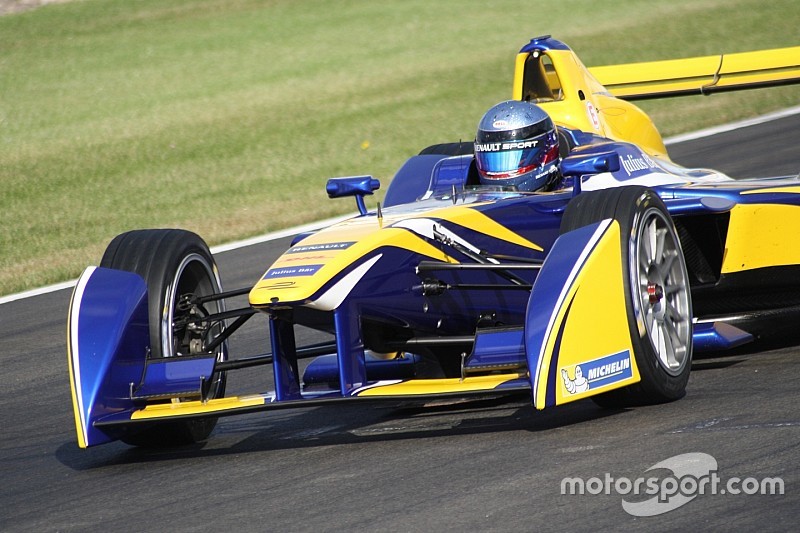 Tests officiels Donington - Déjà de grandes disparités dans les préparatifs