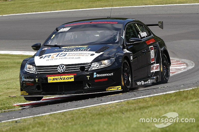 Turkington et Goff s’imposent à Snetterton, Plato prend la tête