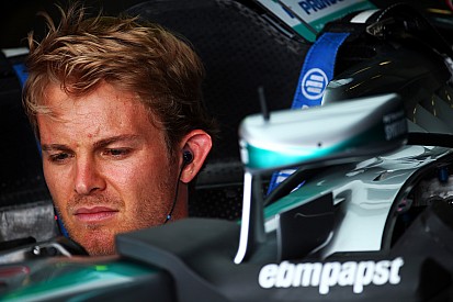 21 pontos atrás, Rosberg crê em título: “tudo está em jogo ainda”