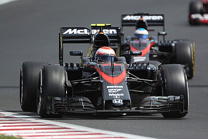 Alonso y Button, preparados para largar atrás en Bélgica