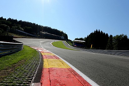 El desafío de Eau Rouge aumenta con un "escalofriante" bordillo nuevo