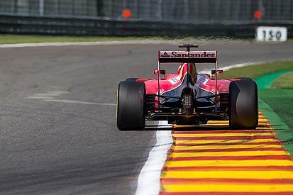 Spa, Q2: Rosberg vola, fuori Raikkonen!