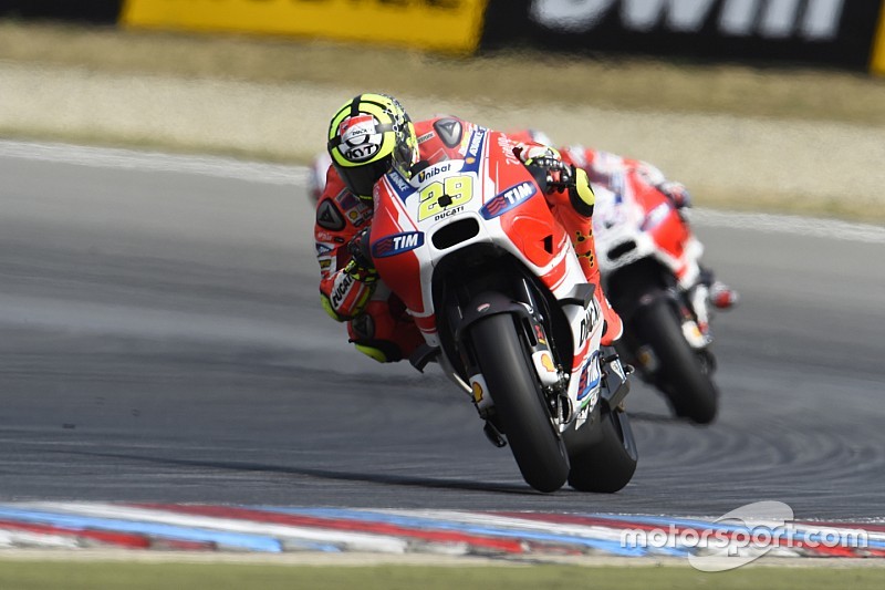 Pernat: “Iannone può giocarsi qualcosa di importante”