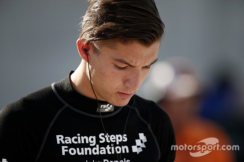 Jake Dennis domina Gara 1 a Portimao