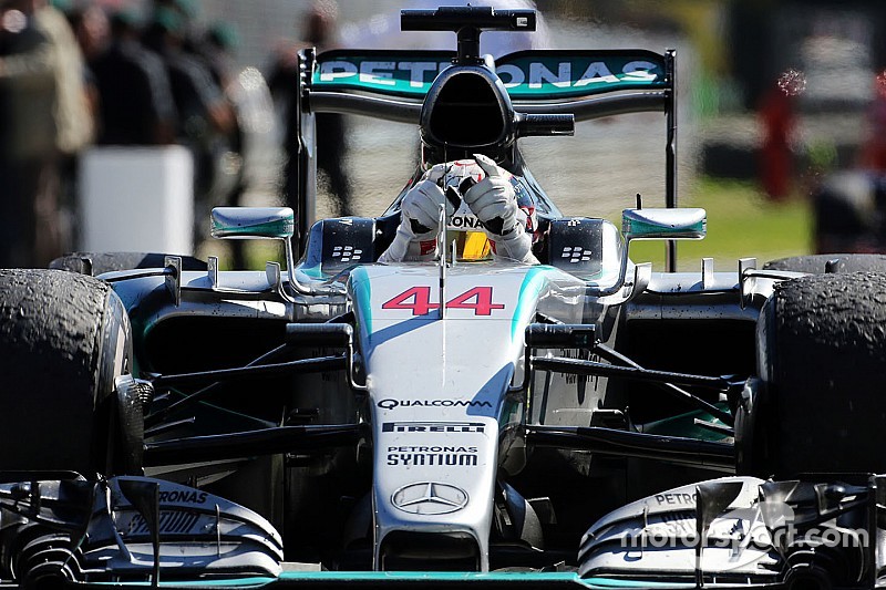 Sous investigation, Mercedes ignore les possibles conséquences
