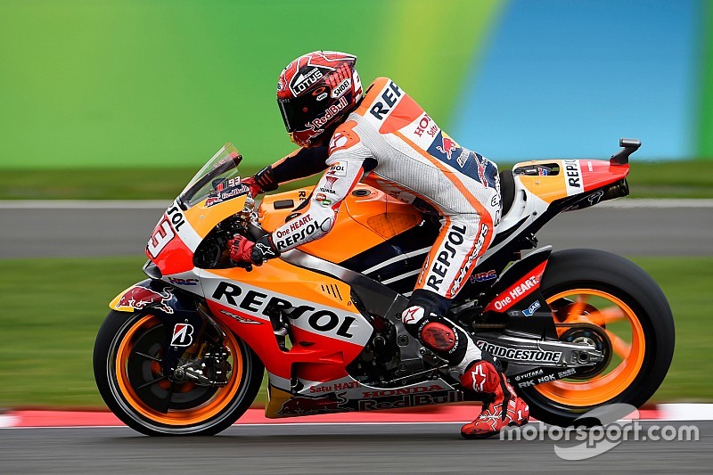 Márquez aún no supera la caída en Silverstone