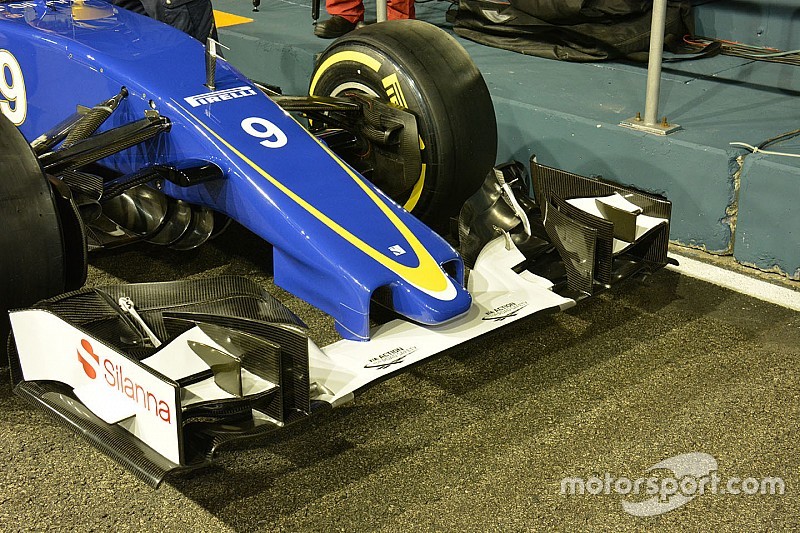 Sauber представила обновленную C34