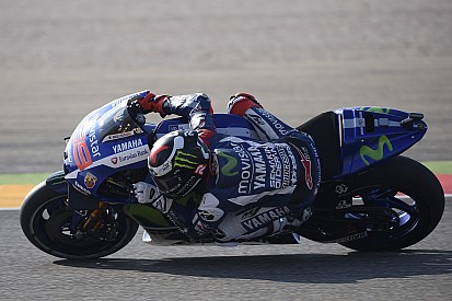 Lorenzo manda en el inicio en Motegi