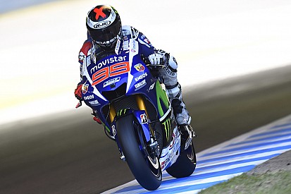 EL3 - Lorenzo reste sur son nuage