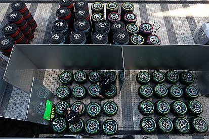 В Pirelli задумались о более агрессивных шинах