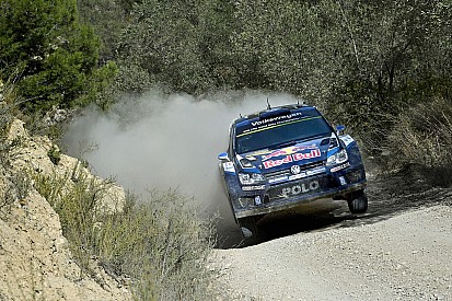 Ogier manda en el primer día en España