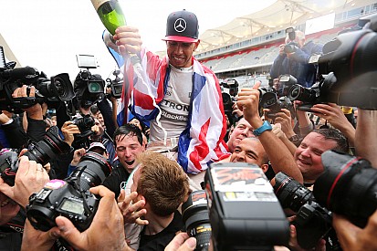 Lewis come Ayrton: ad Austin vince il terzo Mondiale!